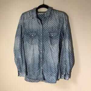 Hinge med distressed chambray long sleeve polka dot pearl snap button down shirt